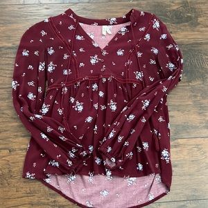 Super cute purple blouse!